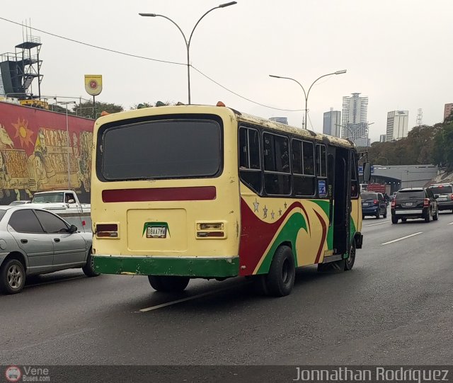 Particular o Desconocido 4002 por Jonnathan Rodr�guez