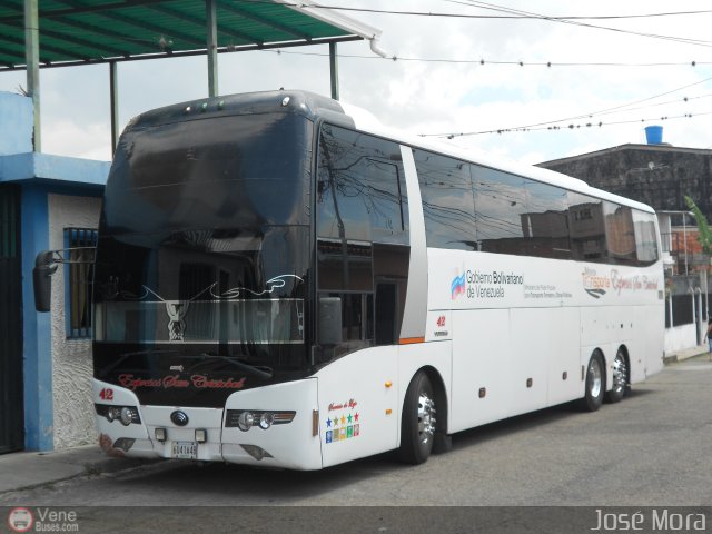 Expresos San Crist�bal 042 por Jos� Mora