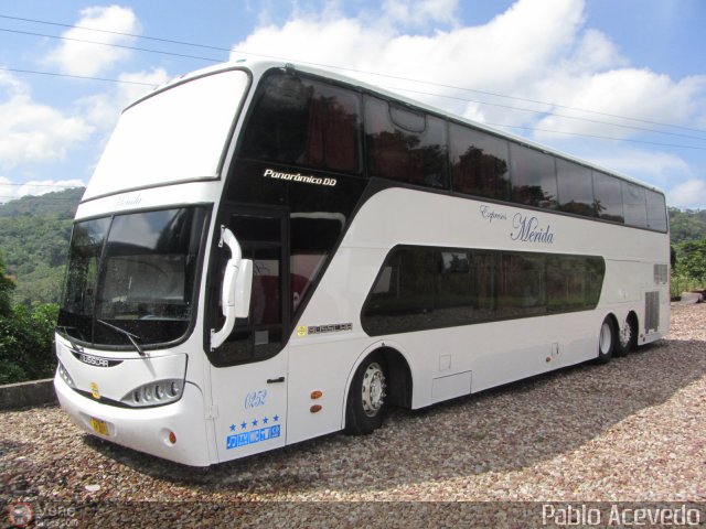 Expresos M�rida 0252 por Pablo Acevedo