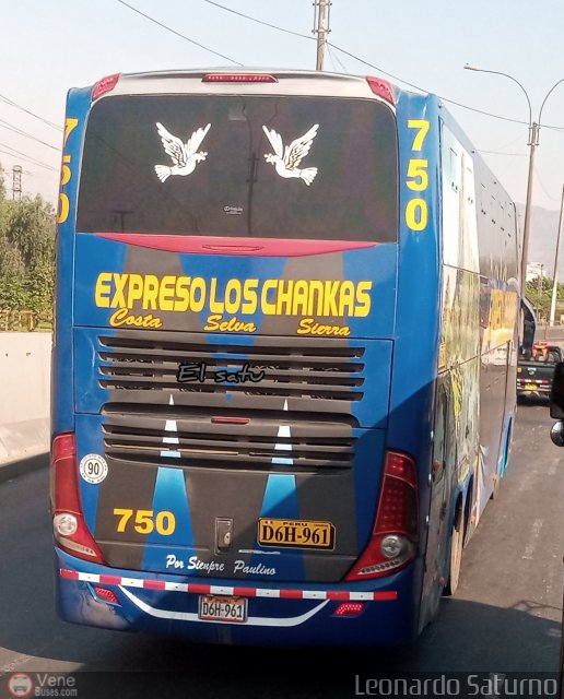 Expreso Los Chankas S.A.C. 750 por Leonardo Saturno