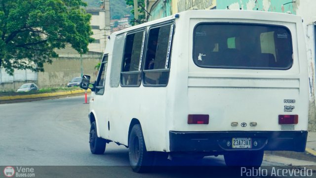 Particular o Desconocido Caracas por Pablo Acevedo