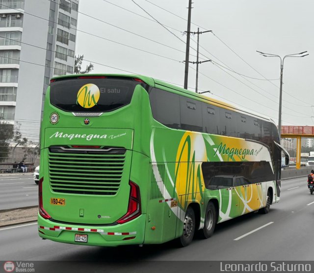 Empresa de Transporte Moquegua Turismo 421 por Leonardo Saturno