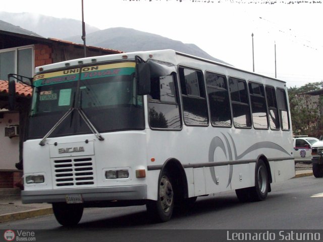Uni�n Expresos Tovar 32 por Leonardo Saturno