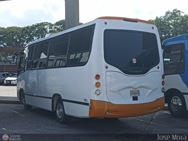 L�nea El Pi�al A.C. 21 por Jos� Mora