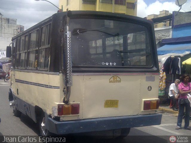 MI - Coop. de Transporte Las Cadenas 01 por Jean Carlos Espinoza