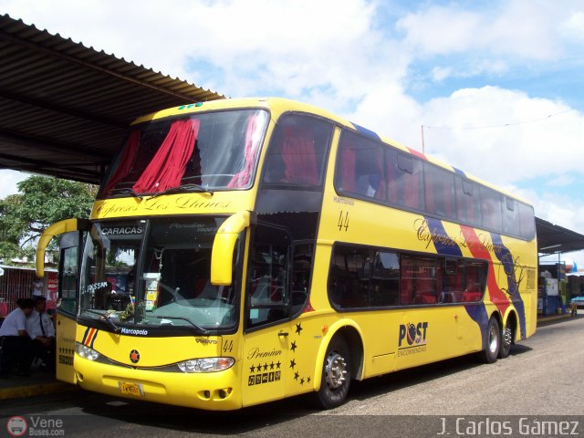 Expresos Los Llanos 044 por J. Carlos G�mez