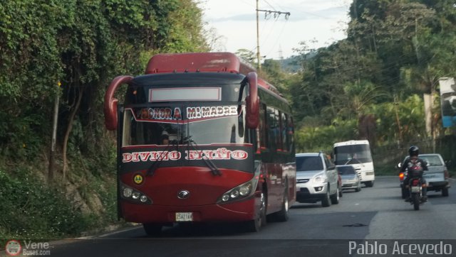 Coop. Independencia Petare Sta. Luc�a 51 por Pablo Acevedo