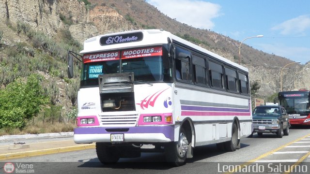 Expresos Mocot�es 13 por Leonardo Saturno