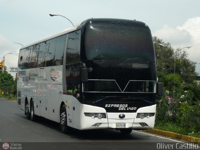 Expresos Del Lago 714 por Oliver Castillo