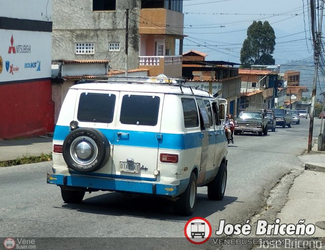 TU - Lnea Jardn de Venezuela 50  por Jos Briceo