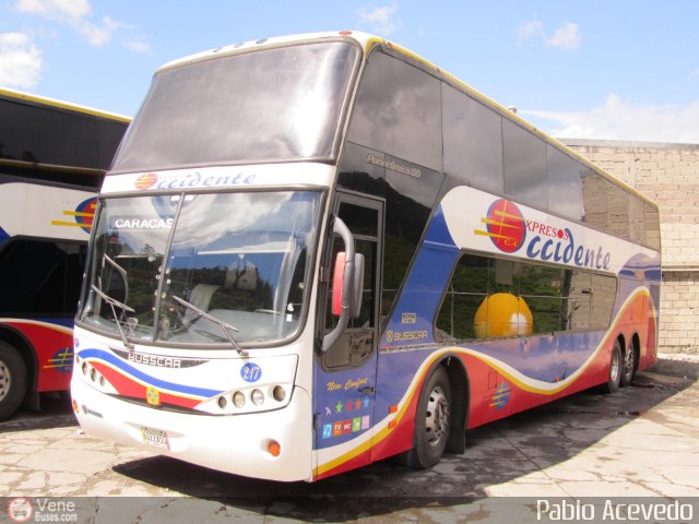 Expresos Occidente 217 por Pablo Acevedo