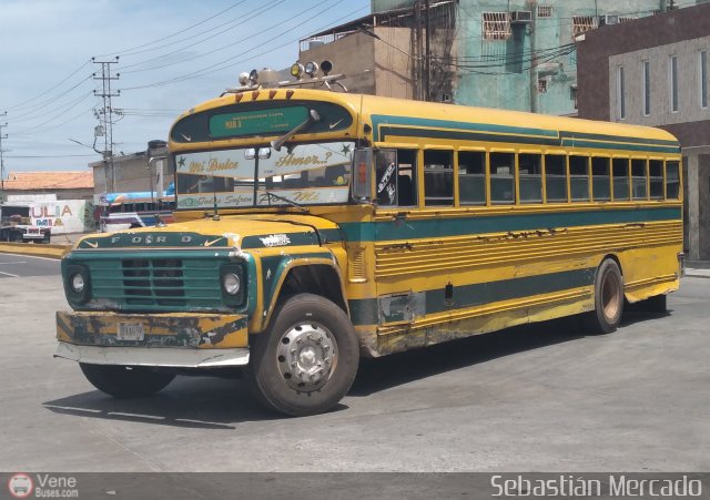 Colectivos Cachiri 24 por Sebastin Mercado