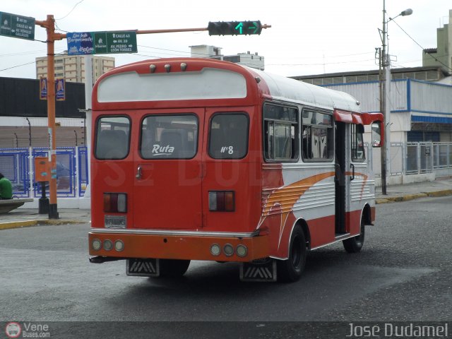 Particular o Desconocido 008 por Jos� Dudamel