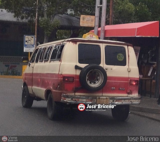 TU - L�nea Circunvalaci�n 48 A.C. 212 por Jos� Brice�o