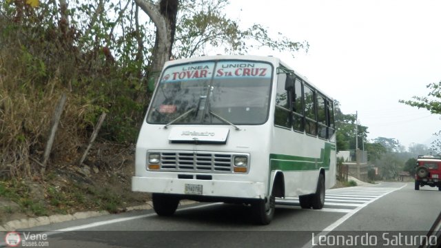 Lnea Unin Tovar Santa Cruz 15 por Leonardo Saturno