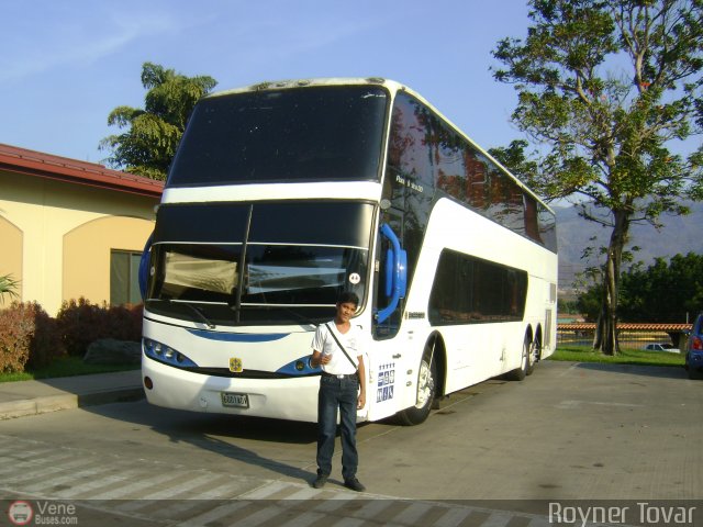 Nuestra gente Brayner Tovar  por Royner Tovar