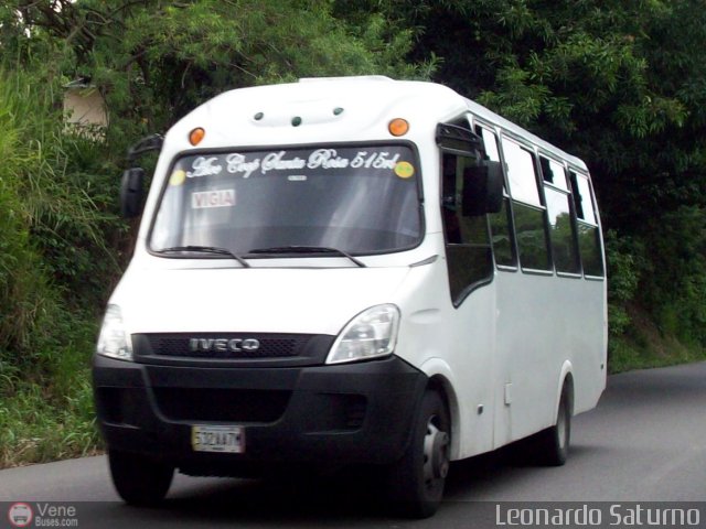 Coop. Santa Rosa 515 R.L. 996 por Leonardo Saturno