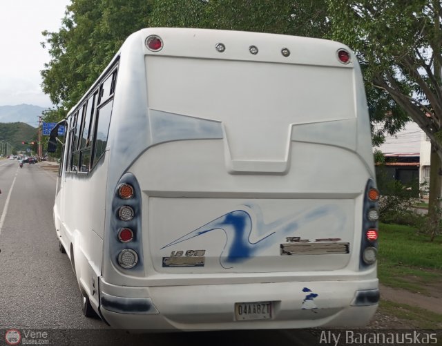 Particular NO USAR M�S 048 por Aly Baranauskas