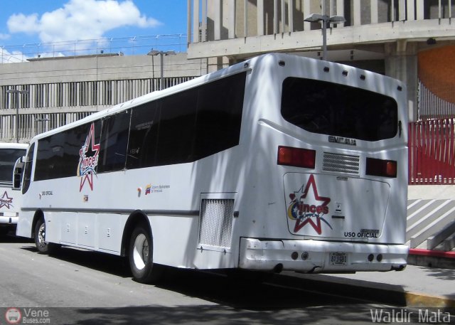 Inst.Nac. de Capacitaci�n y Educaci�n Socialista 999 por Waldir Mata