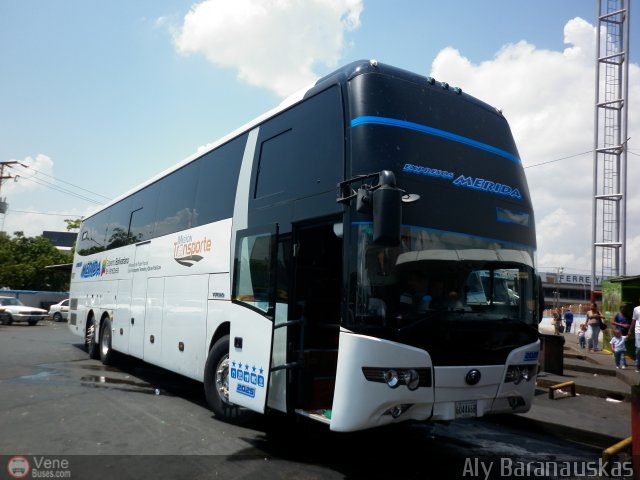 Expresos M�rida 2025 por Aly Baranauskas