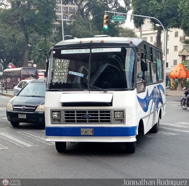 DC - Uni�n Conductores del Oeste 129 por Jonnathan Rodr�guez