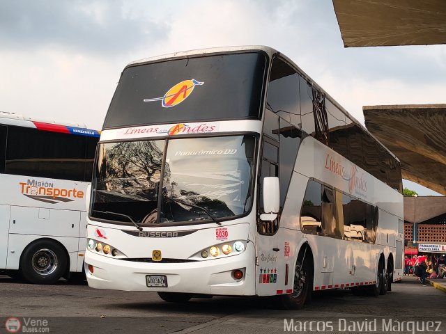 L�neas de Los Andes 5030 por Marcos David M�rquez