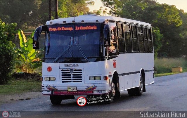 Coop. de Transporte La Candelaria 20  por Sebasti�n Riera