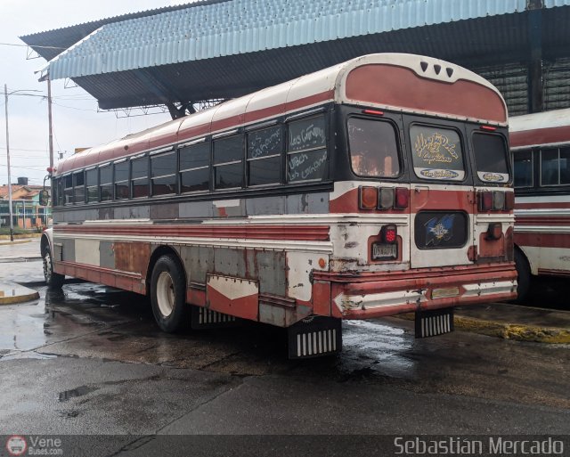 Colectivos Cachiri 43 por Sebastin Mercado