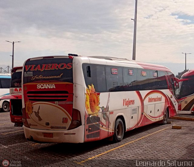 Viajeros Internacional 050 por Leonardo Saturno