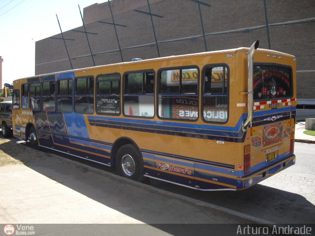 Transporte Valles Altos de Carabobo 144 por Arturo Andrade