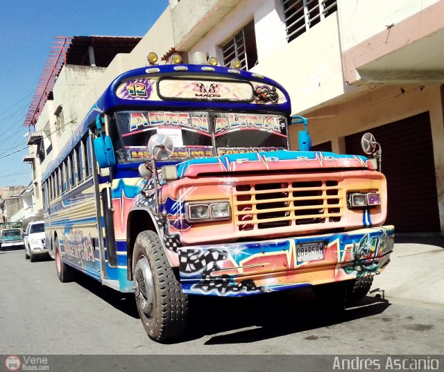 Transporte Arvelo 12 por Andrs Ascanio