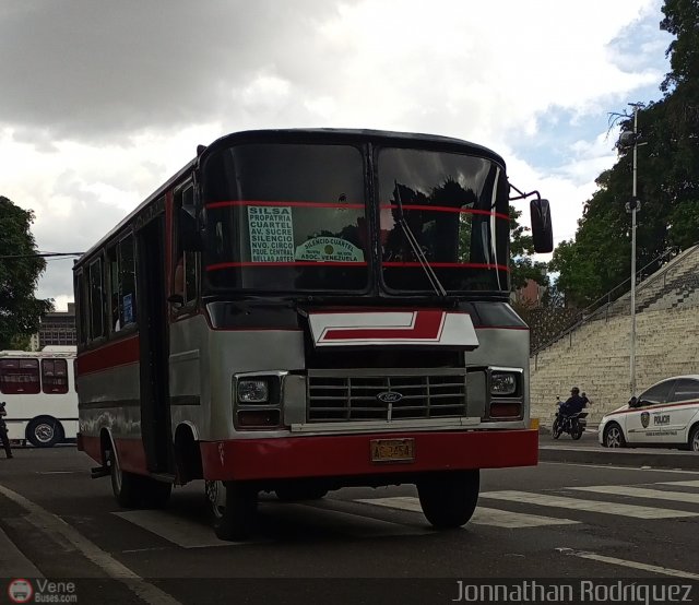 DC - U.C. Venezuela 329 por Jonnathan Rodr�guez