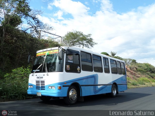 Uni�n Expresos Tovar 01 por Leonardo Saturno