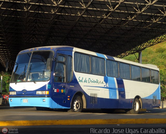 Colectivos Sol de Oriente 121 por Ricardo Ugas