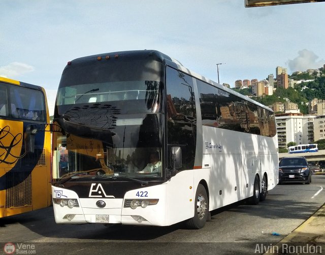 Turismo de Lujo 422 por Alvin Rond�n