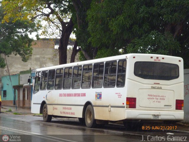 Universitarios y Escolares 073 por J. Carlos G�mez