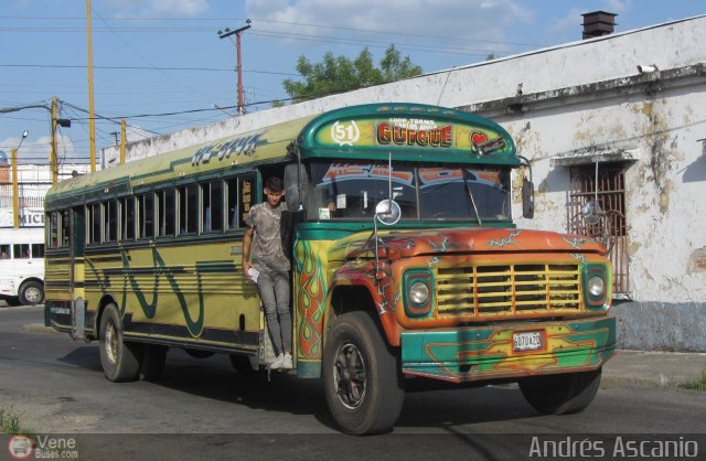 Cooperativa Carlos Arvelo 51 por Andrs Ascanio