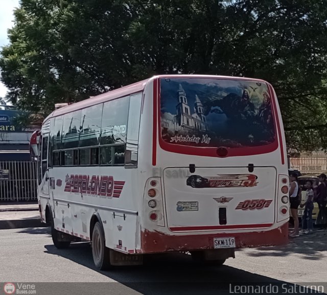 Particular o Desconocido 058 por Leonardo Saturno