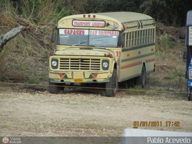 Colectivos Transporte Libertad C.A. 19 por Pablo Acevedo