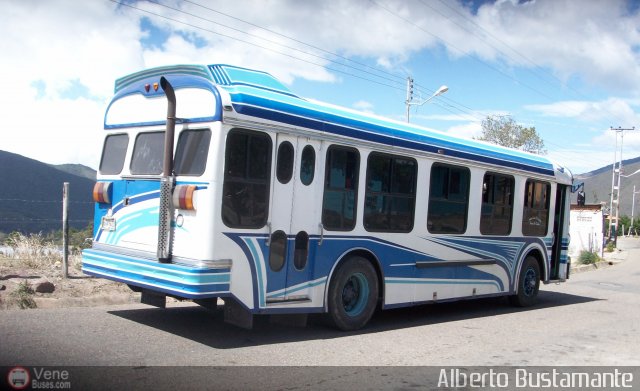 Expresos Continente C-30 por Alberto Bustamante