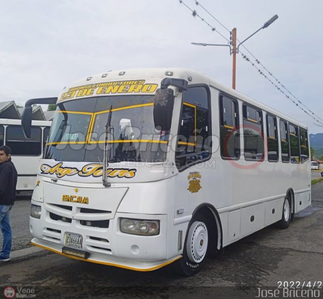 U.C. 23 de Enero 399 por Jos� Brice�o