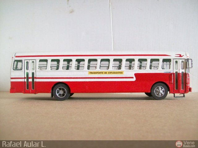 Maquetas y Miniaturas 4 CR por Rafael Aular