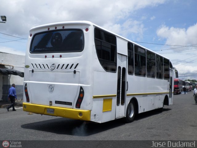 Transporte Mixto Pedro Leon Torres C.A. 12 por Jos� Dudamel