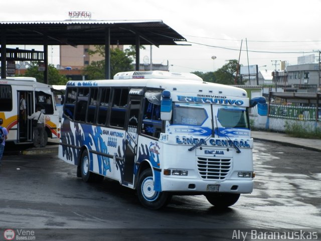 U.C. L�nea Central 014 por Aly Baranauskas