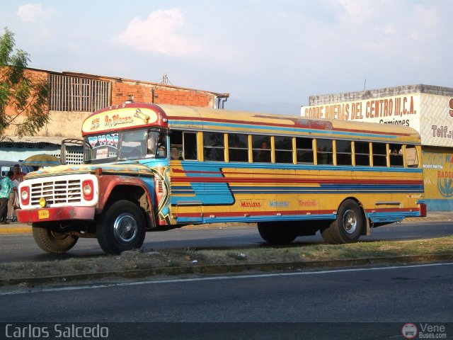 Transporte Agua Blanca 55 por Carlos Salcedo