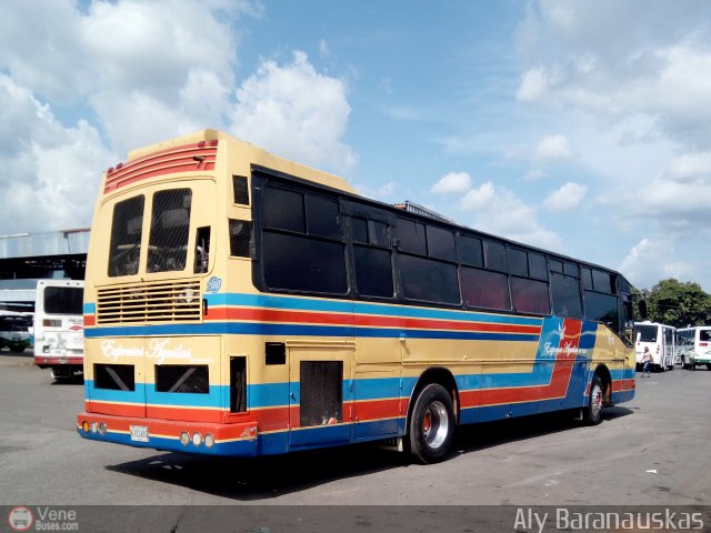 Expresos Águilas 3010 por Aly Baranauskas