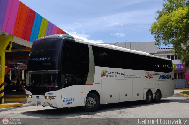 Expresos M�rida 2024 por Gabriel Gonz�lez