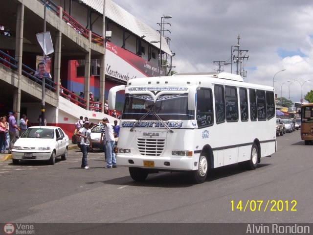 U.C. Los Caminantes 30 por Alvin Rondón