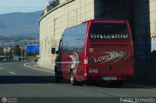 Particular o Desconocido 5555 por Pablo Acevedo