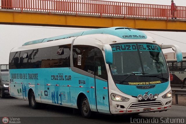 Transportes Cruz del Sur S.A.C. Bv-04 por Leonardo Saturno